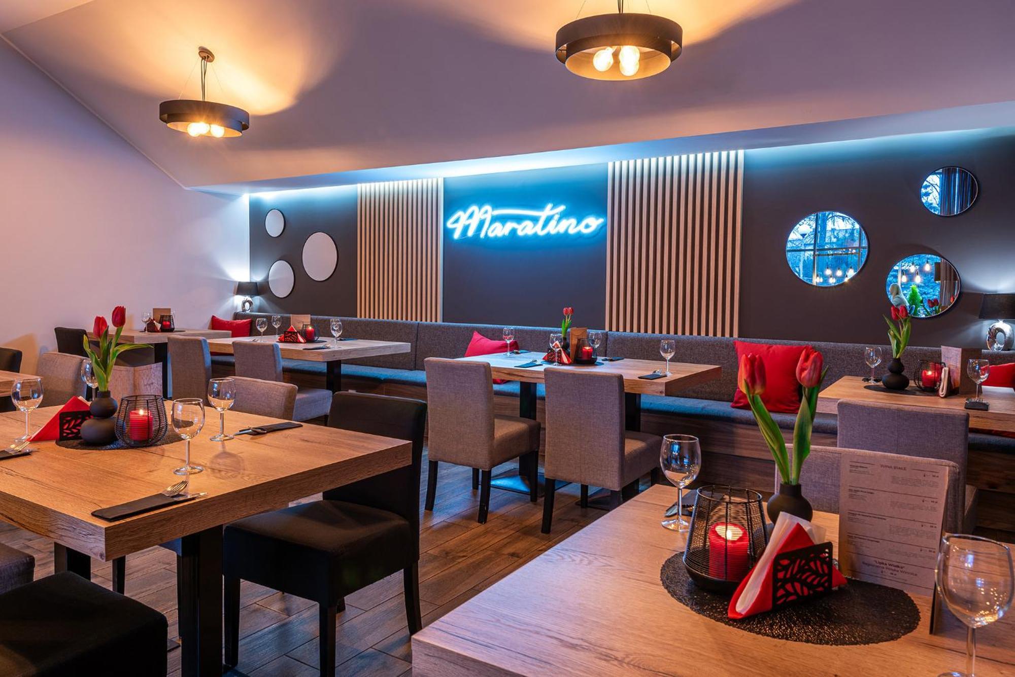 Hotel Maraton Шамотули Екстер'єр фото